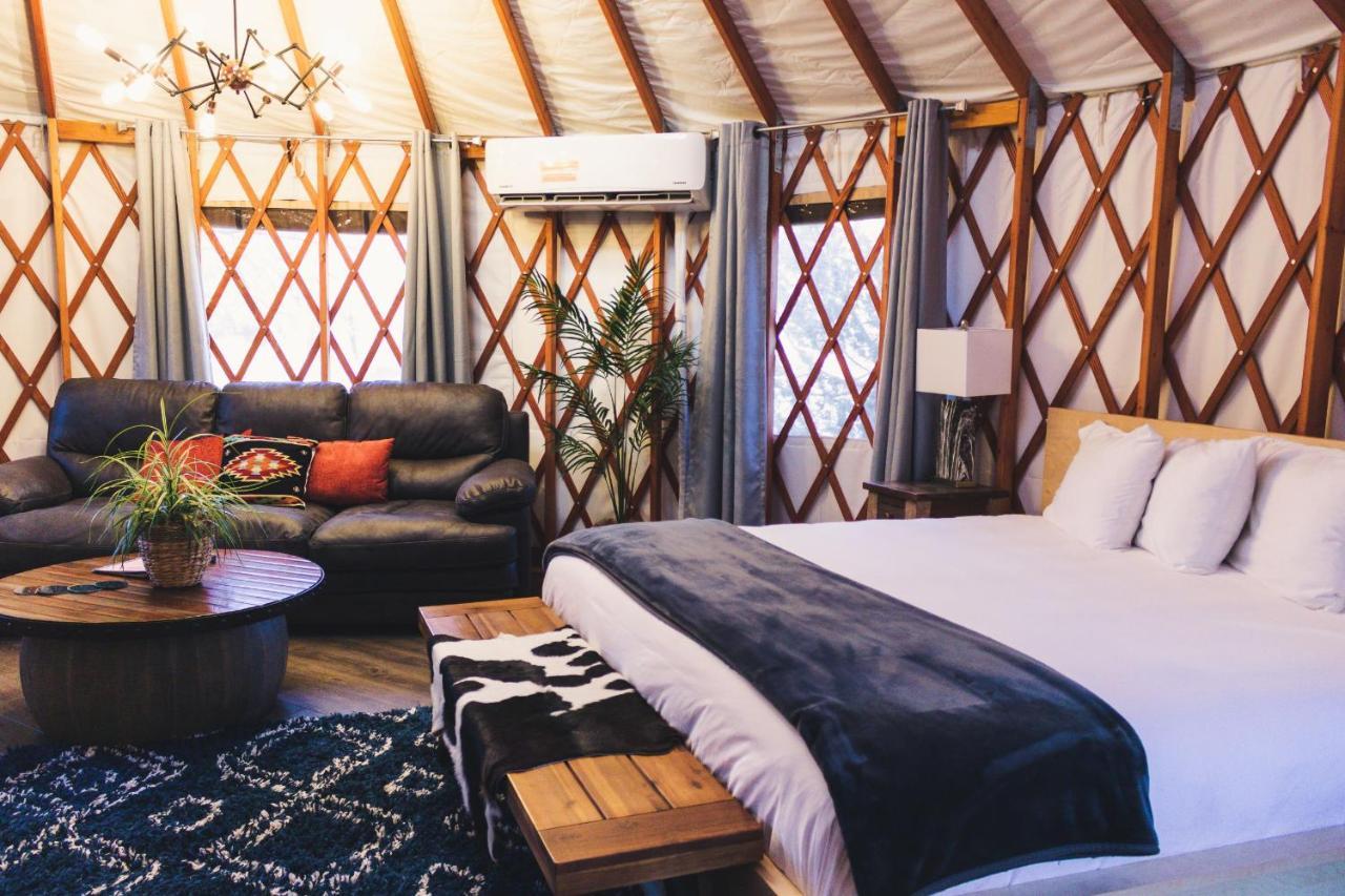 Escalante Yurts - Luxury Lodging Экстерьер фото