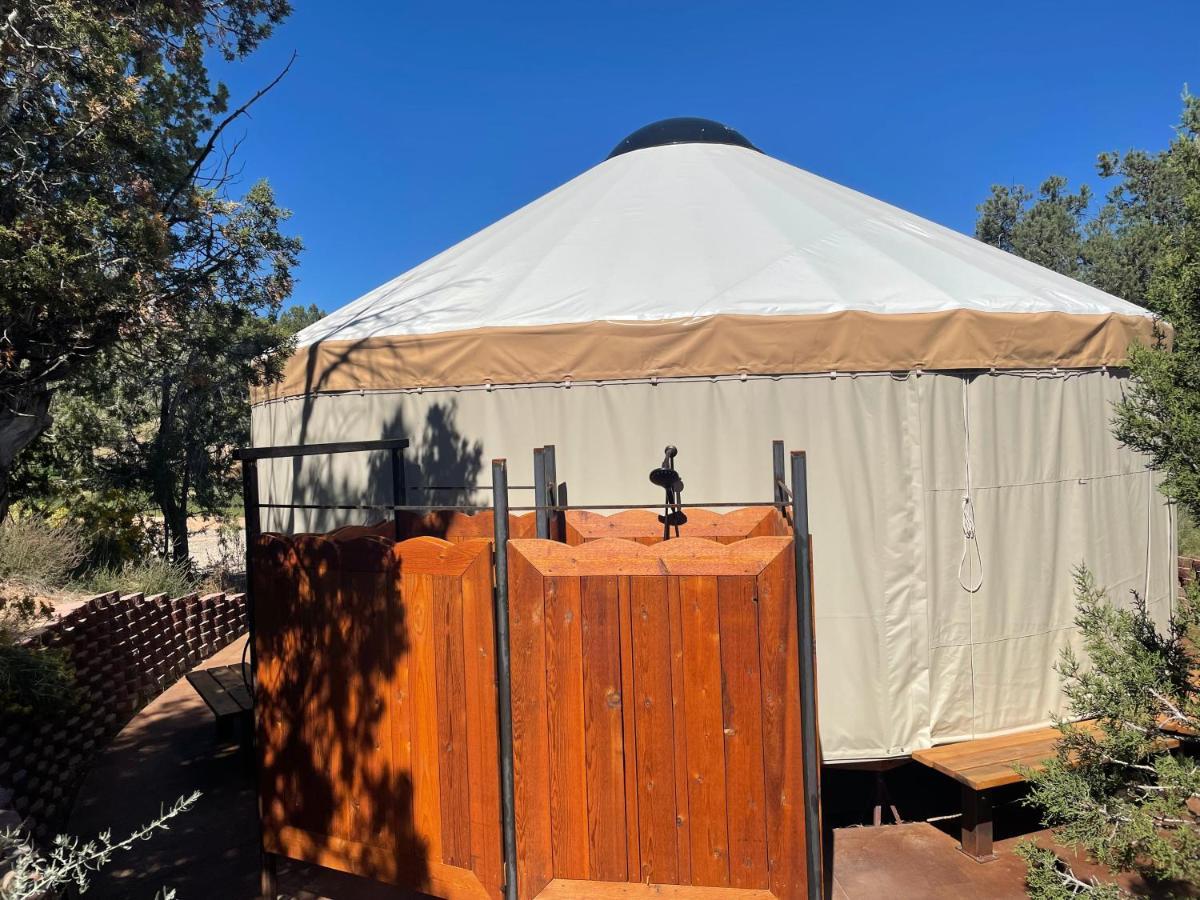 Escalante Yurts - Luxury Lodging Экстерьер фото