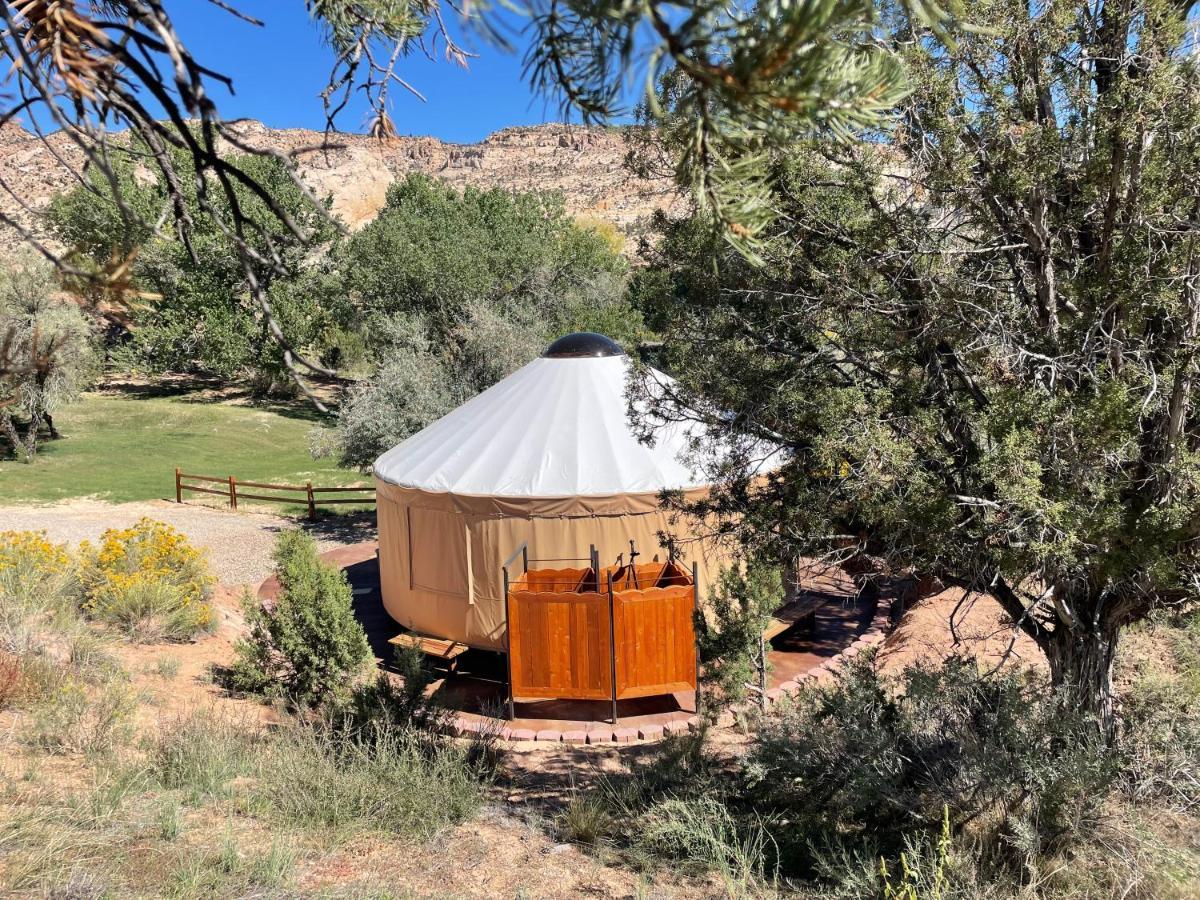 Escalante Yurts - Luxury Lodging Экстерьер фото