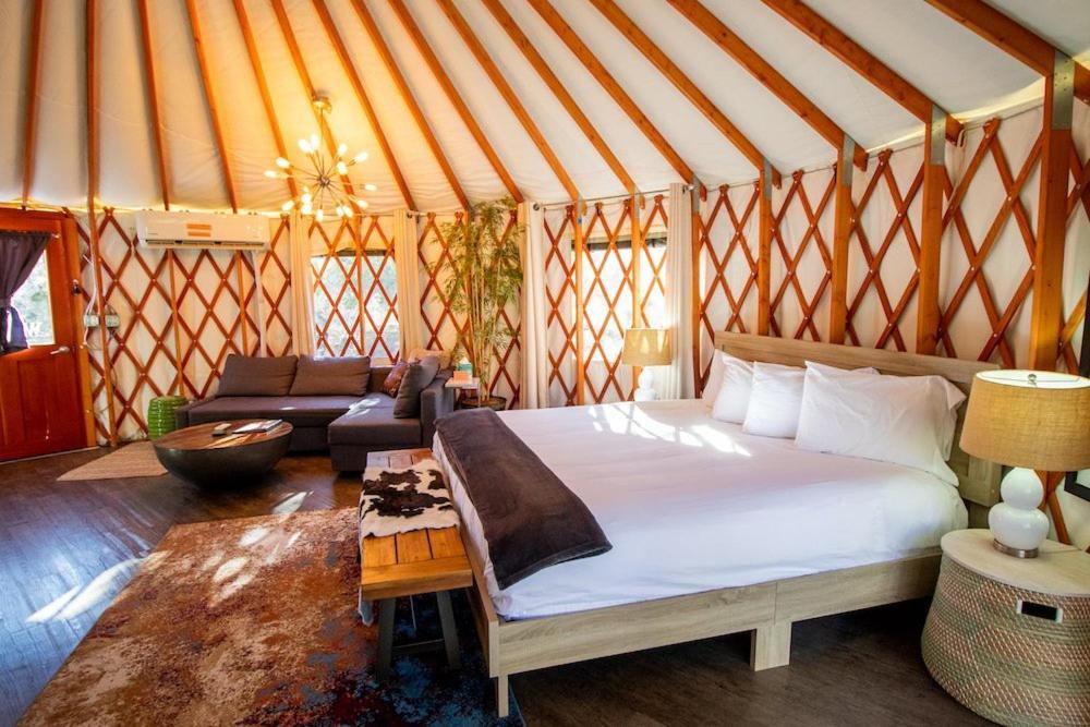 Escalante Yurts - Luxury Lodging Экстерьер фото